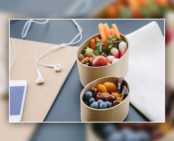 INSIDE  how to decorate work desk