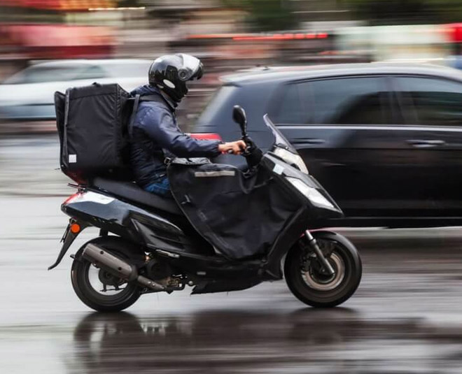 avoid two wheelers during mumbai rains
