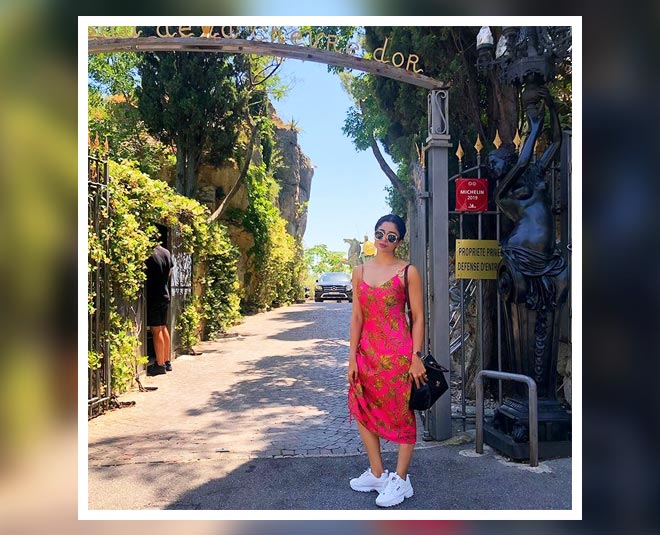 bigg boss fame tv actress neha pendse shares pictures inside