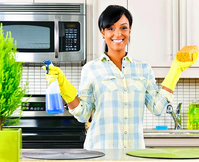 clean your kitchen everyday inside
