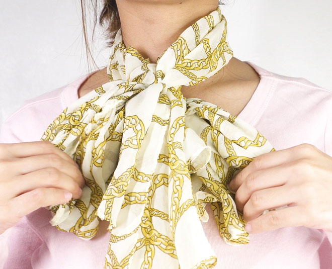 inside scarf style summer