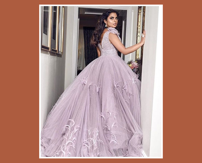 isha ambani met gala gown