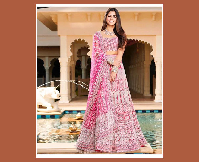 isha ambani pink lehenga