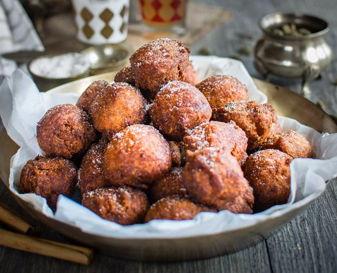 kache kele ka chop recipe inside