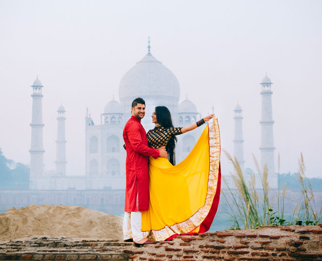 pre wedding photoshoot place in india inside