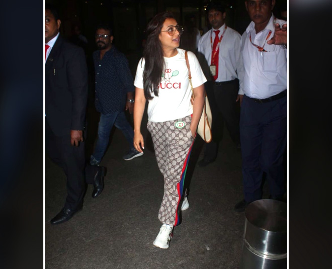 rani mukherjee rs lakh outfit inside one