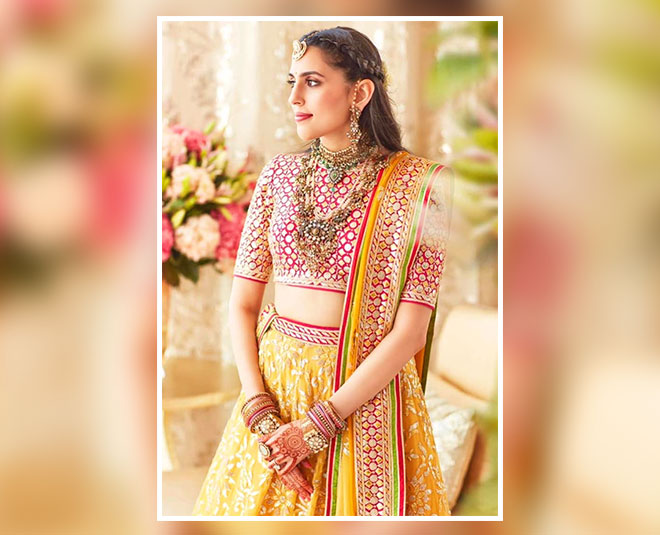 shloka boat neck blouse