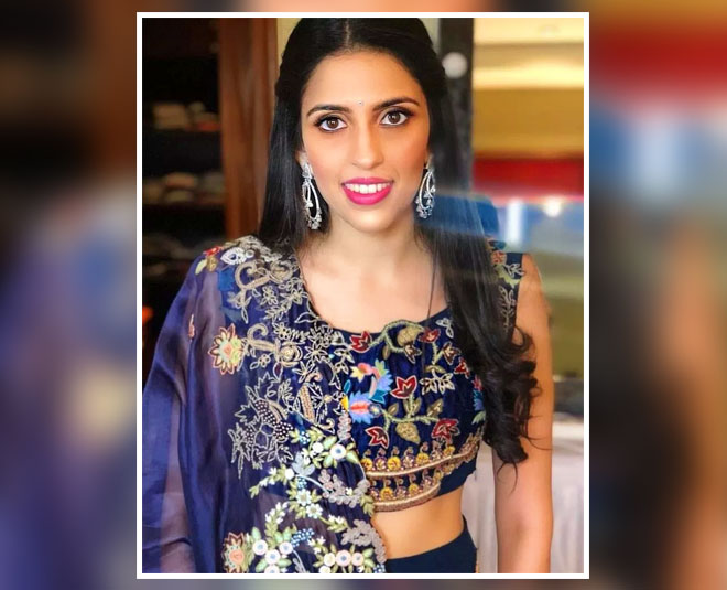 shloka sleeveless blouse