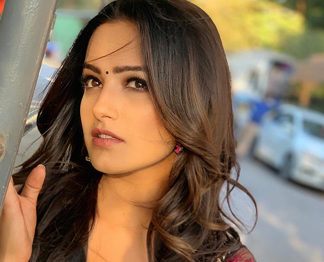 Beauty Secrets naagin fame actress anita hassanandani