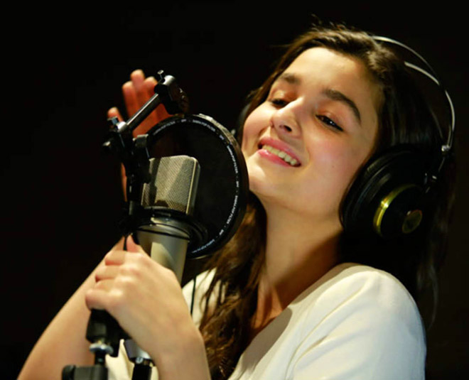 actresses with melodious voice alia bhat multitalented inside