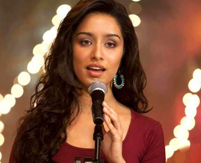 actresses with melodious voice shraddha kapoor inside