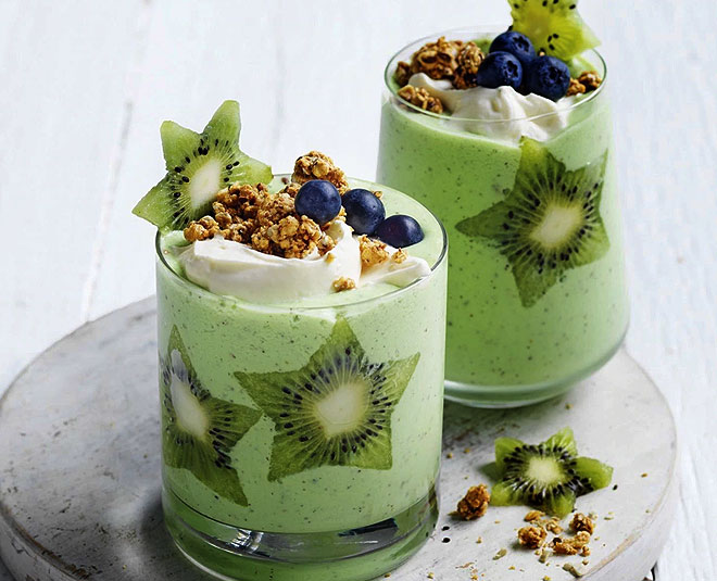 homemade kiwi smoothie