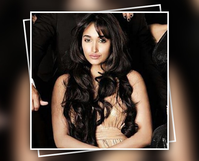 jiah khan bollywood actress worked with aamir khan inside