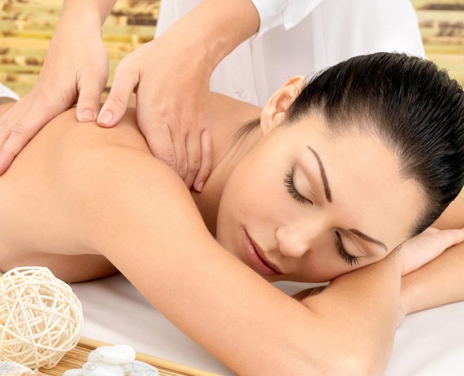 relaxing massage arabic women