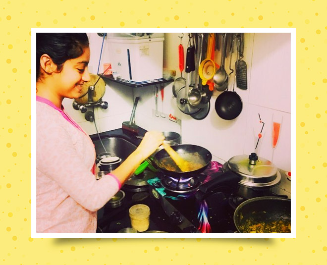 deepika singh cooking inside