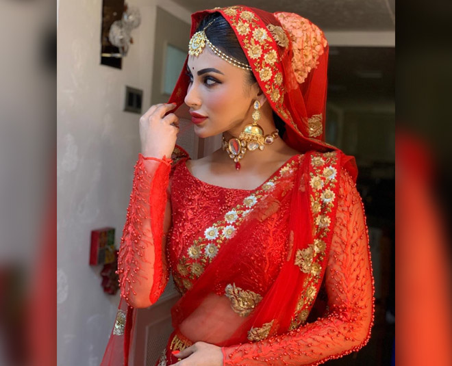 mouni roy bridal look fashion