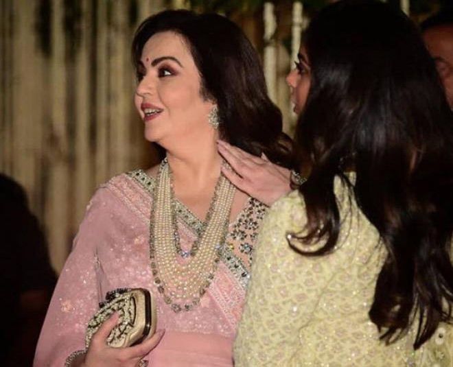 neeta ambani isha ambani inside
