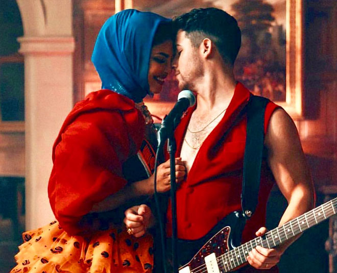 priyanka chopra nick jonas sucker