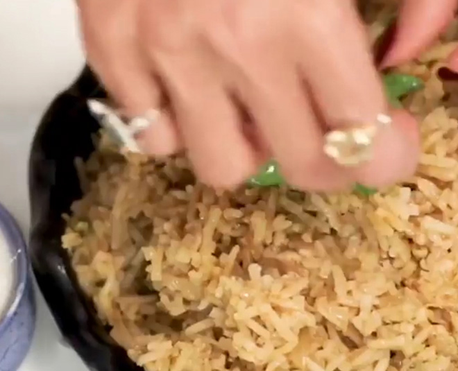 shilpa shetty chicken pulaao recipe ingredients inside