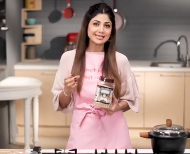 shilpa shetty chicken pulaao recipe method inside