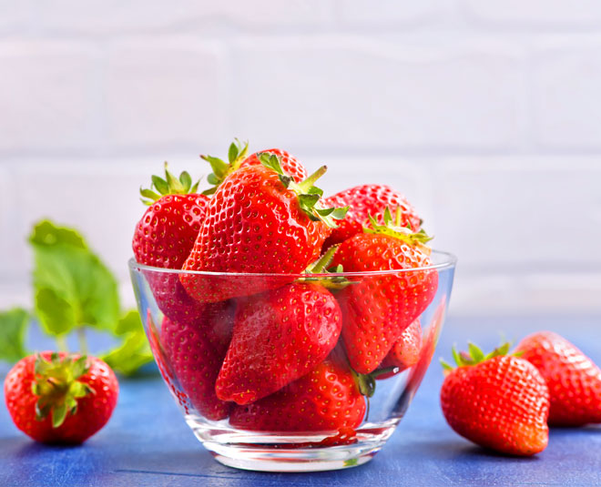 strawberry face pack
