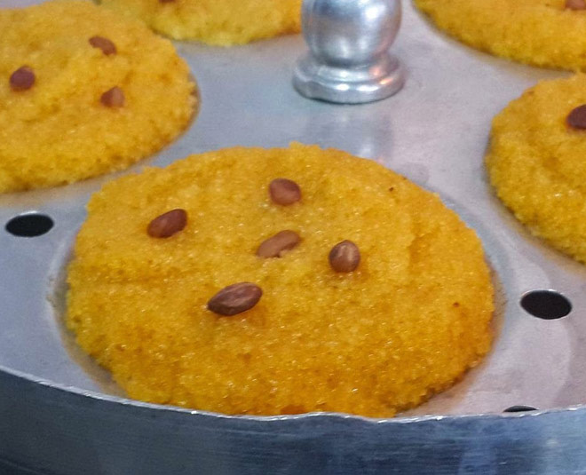 cook mango idli inside