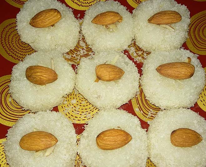 make sabudana ke laddu inside