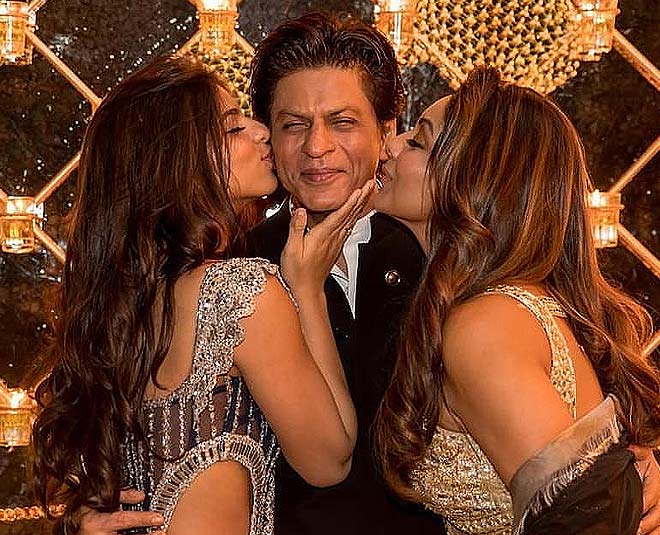 suhana khan shahrukh khan gauri khan inside