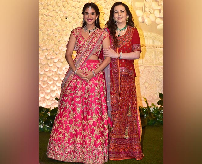 radhika nita look lehengas