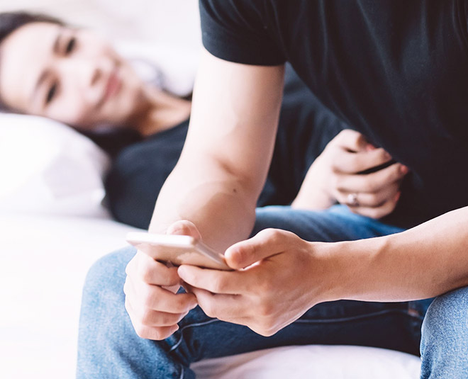 signs prove that he is not in love with you inside three