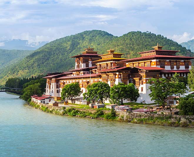 best budget countries to travel in asia inside two