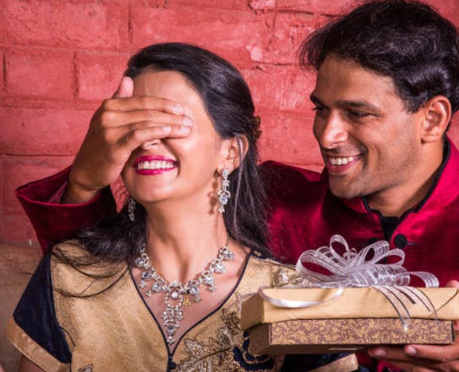 Right Way to Fast for Karwa Chauth