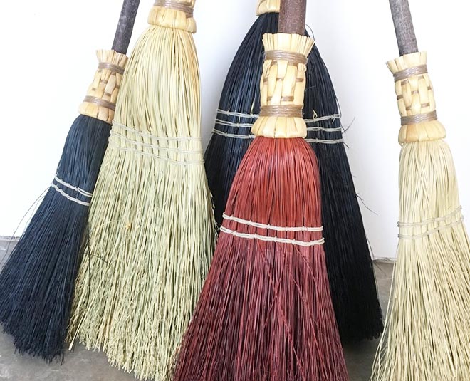 broom on dhanteras inside