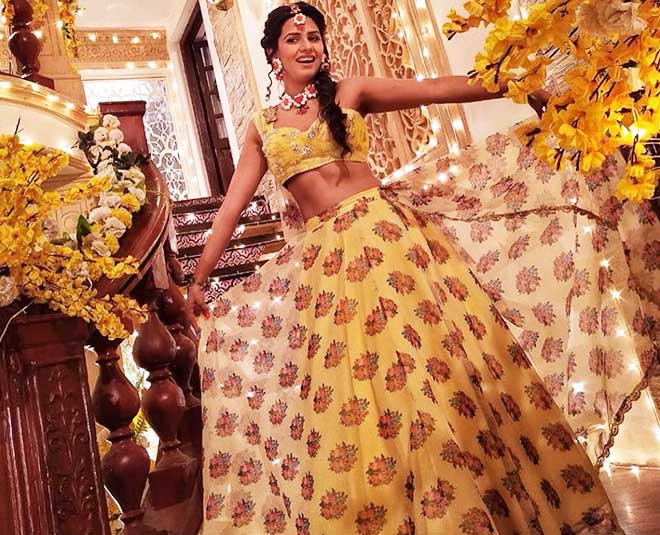 daljiet kaur lehenga inside