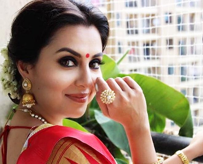 durga pooja makeup tips for day makeup inside