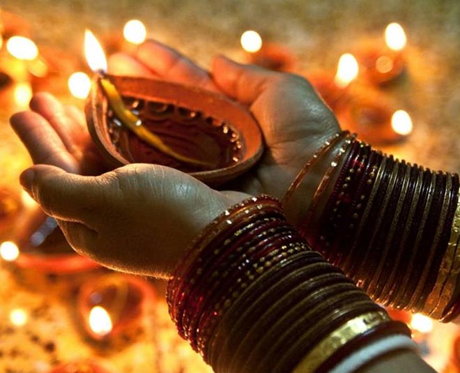 lakshmi puja vidhi at home