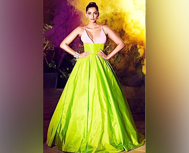 latest fashion trends include in your wardrobe inside four