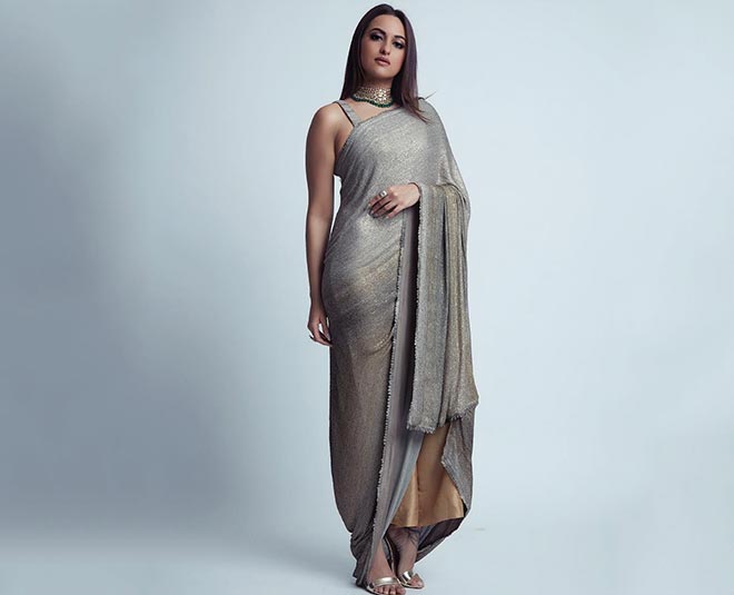 modern and stylish ways to wear a saree inside