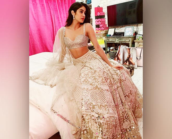jahnvi kapoor ethnic looks this festive season inside