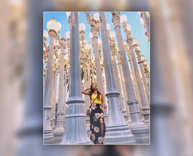 new york landmark places with lamps