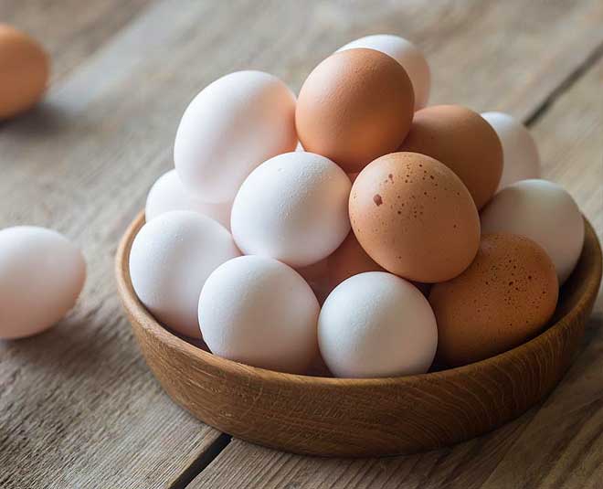superfoods for woman diet eggs inside
