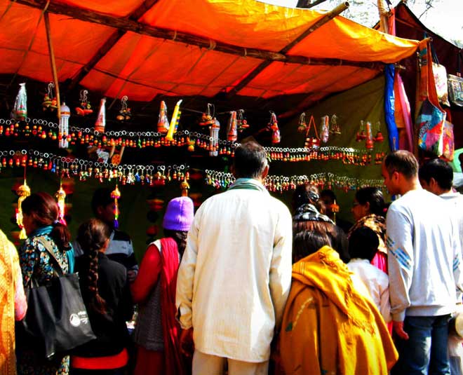 tarnetar festival traditional clothes inside