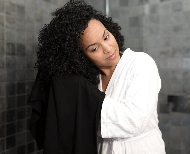 amazing hacks for curly hair inside