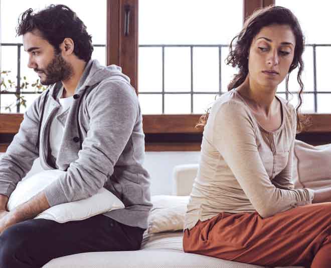 reason of arguments between couple Inside