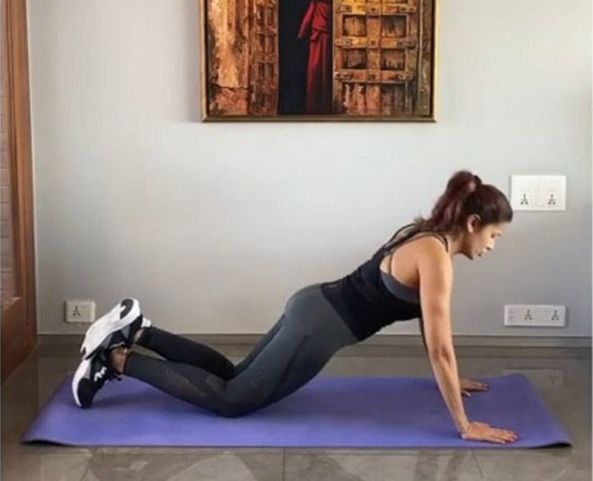 yasmin karachiwala knee pushups