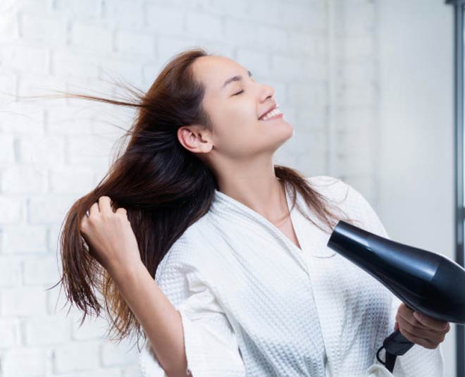 some hair gadgets every girl must own inside