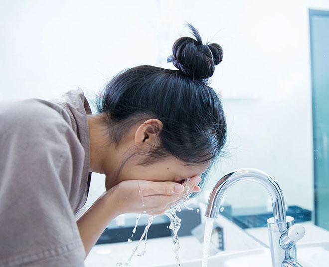 sleeping and skin care