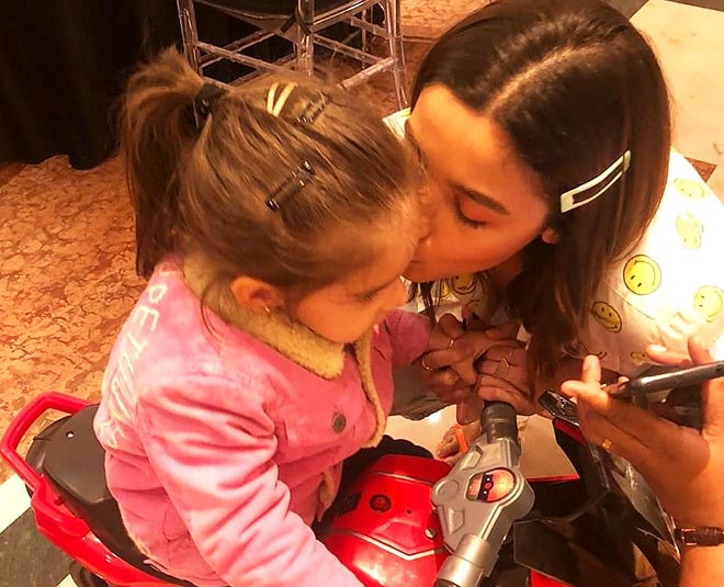 alia bhatt kissing roohie johar