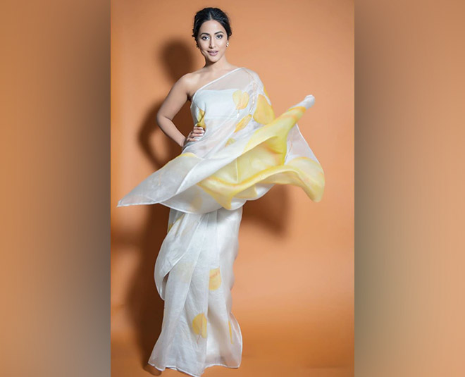 hina khan white dress saree style inside