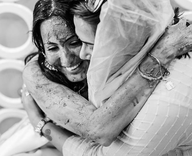 kamya panjabi mother